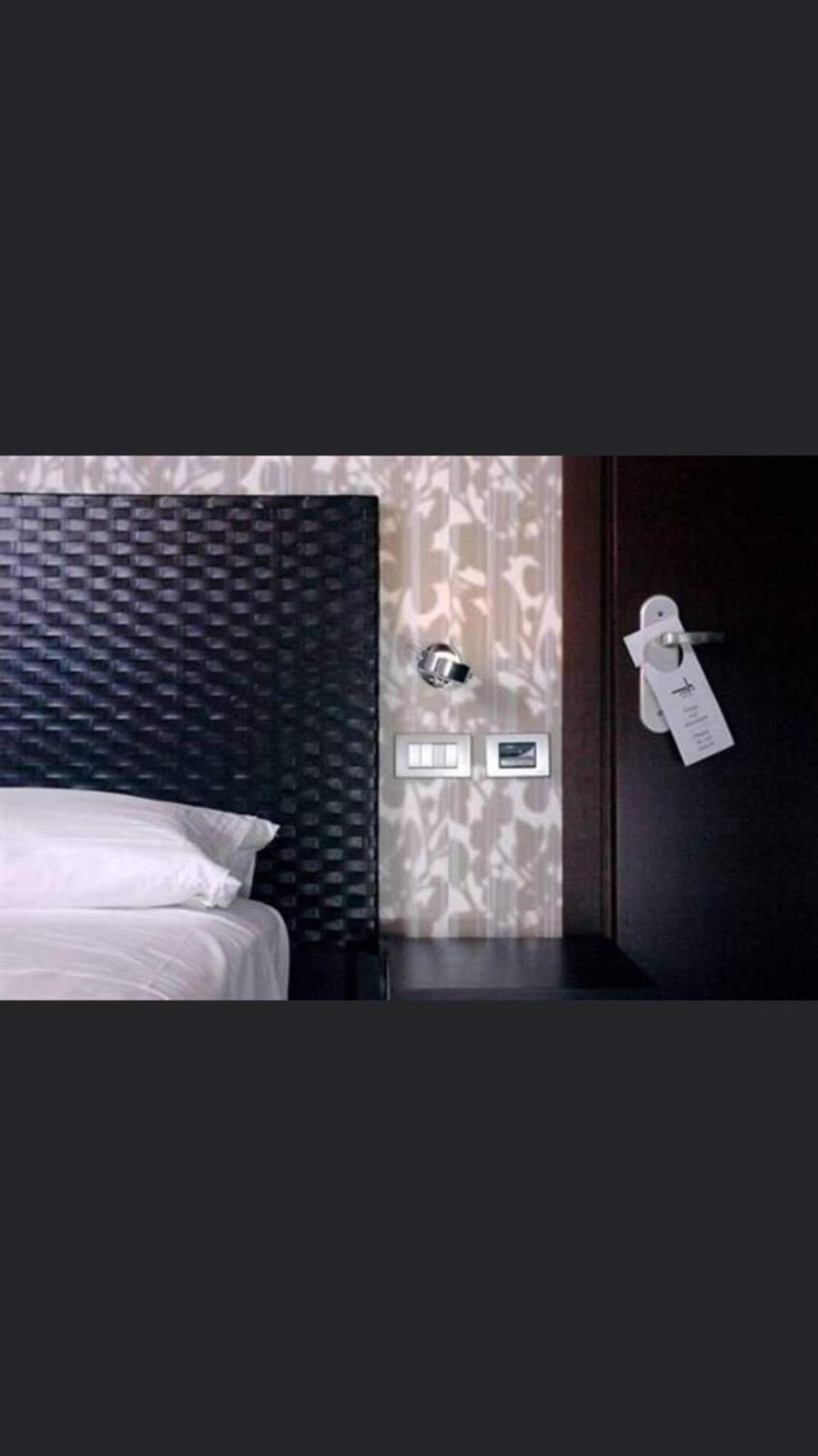 Mh Design Hotel Napoli Exterior foto